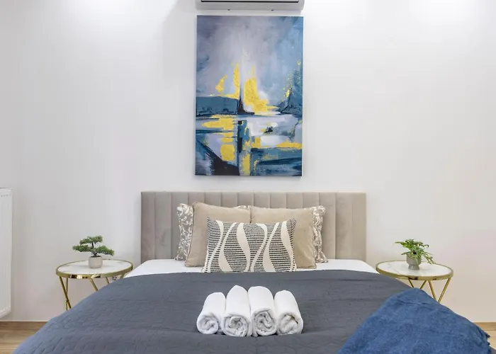 Deluxe & Charm Central Suite Next The Andrassy Fashion St